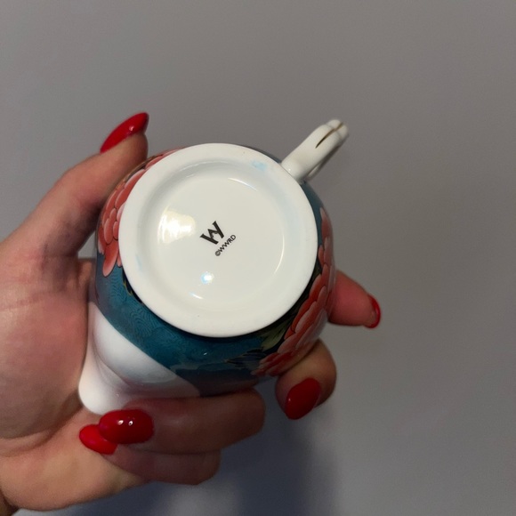 Wedgewood Fine China sugar bowl and creamer set - Picture 6 of 9